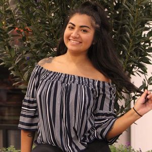 Meet your Posher, Olivia